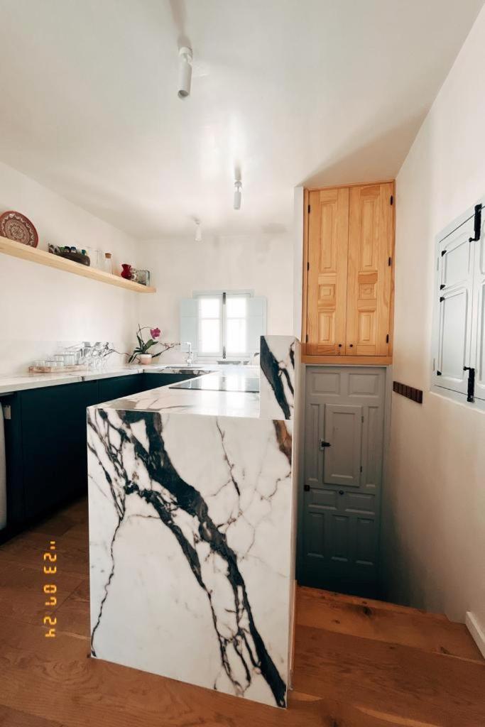 タリファCasa Perla Blanca - A Hidden Gem In The Old Townアパートメント エクステリア 写真
